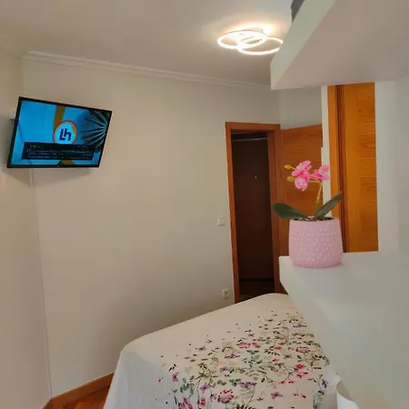 Centro Homyhome Ii 公寓 庞特维德拉